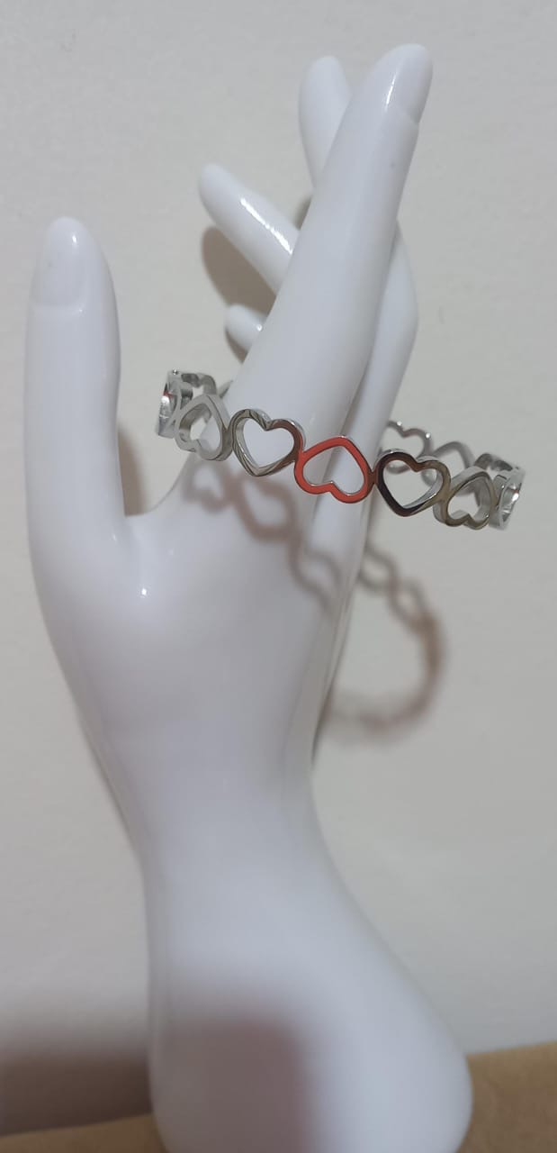 Brazalete Corazones plateado