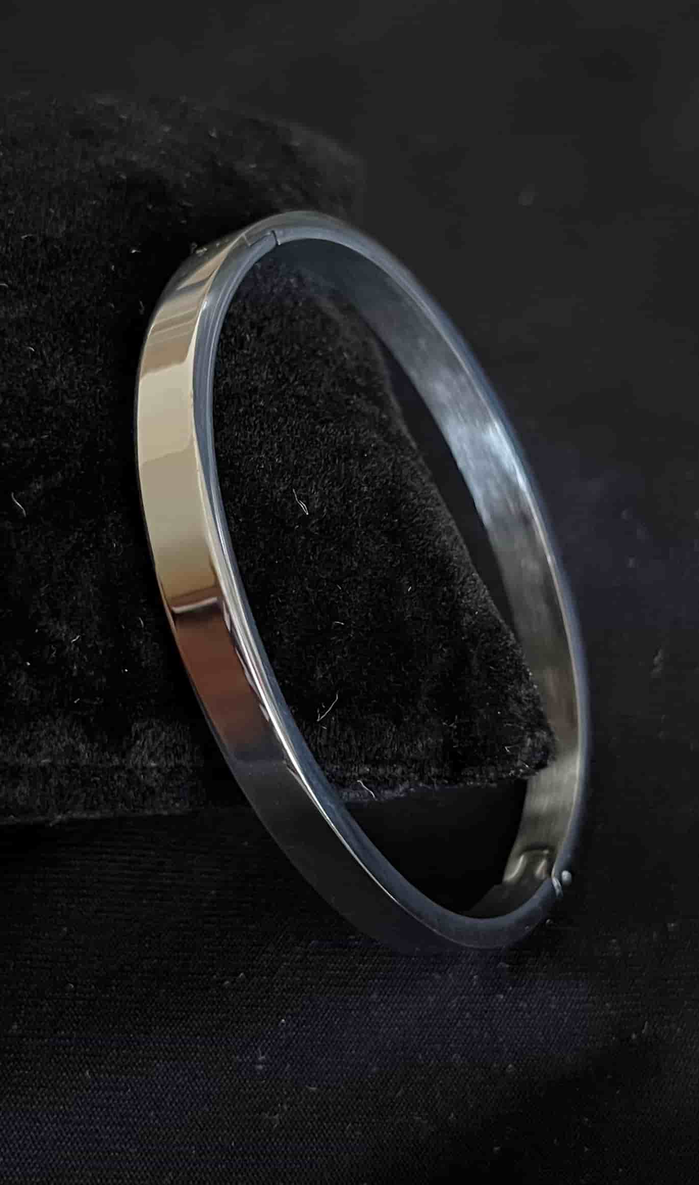 Brazalete Plateado Ancho