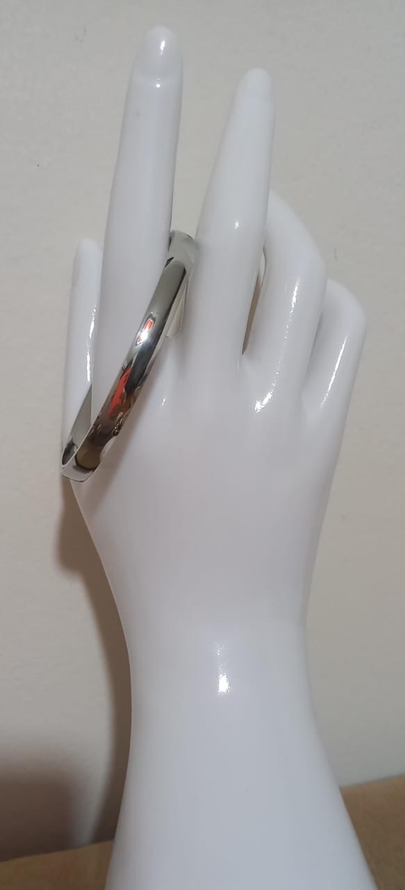 Brazalete Plano Plateado Ancho