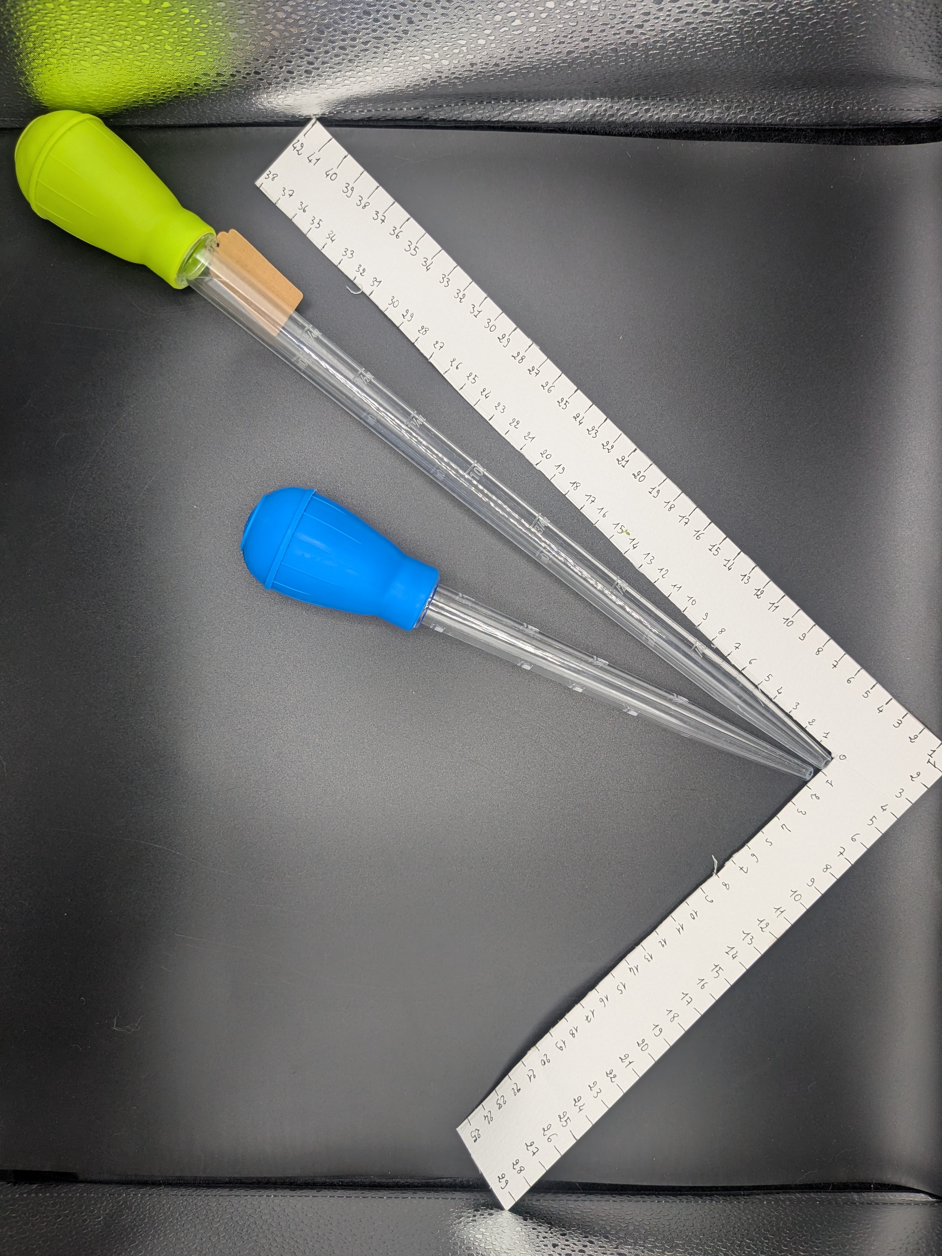 Pipette d’aquarium graduée 30 ml ou 50 ml avec poire 