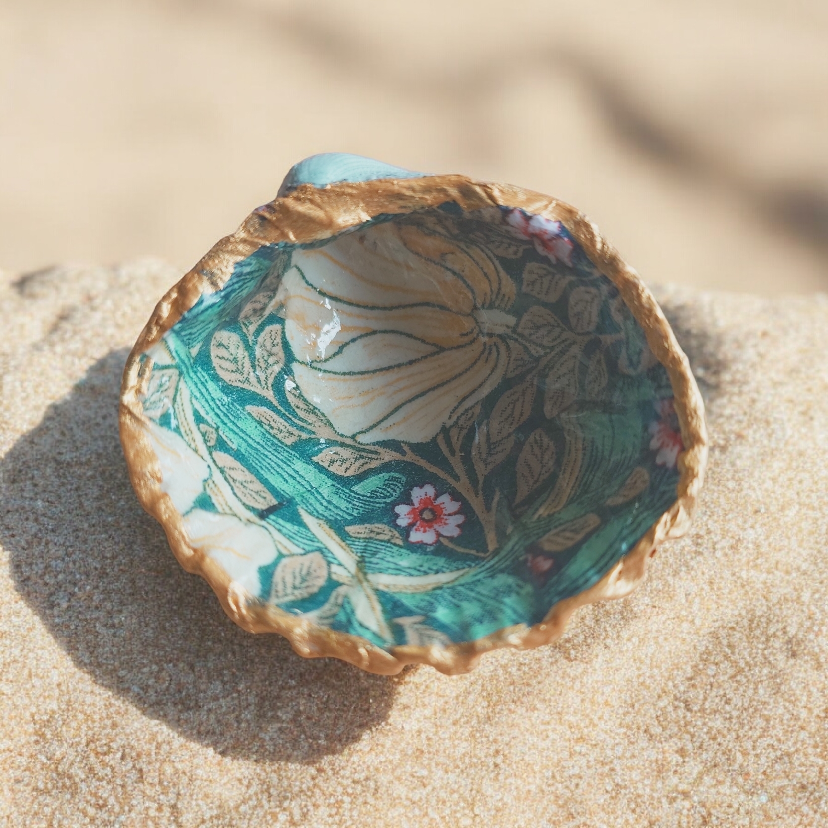 Handdecorated Shell Trinket Holder