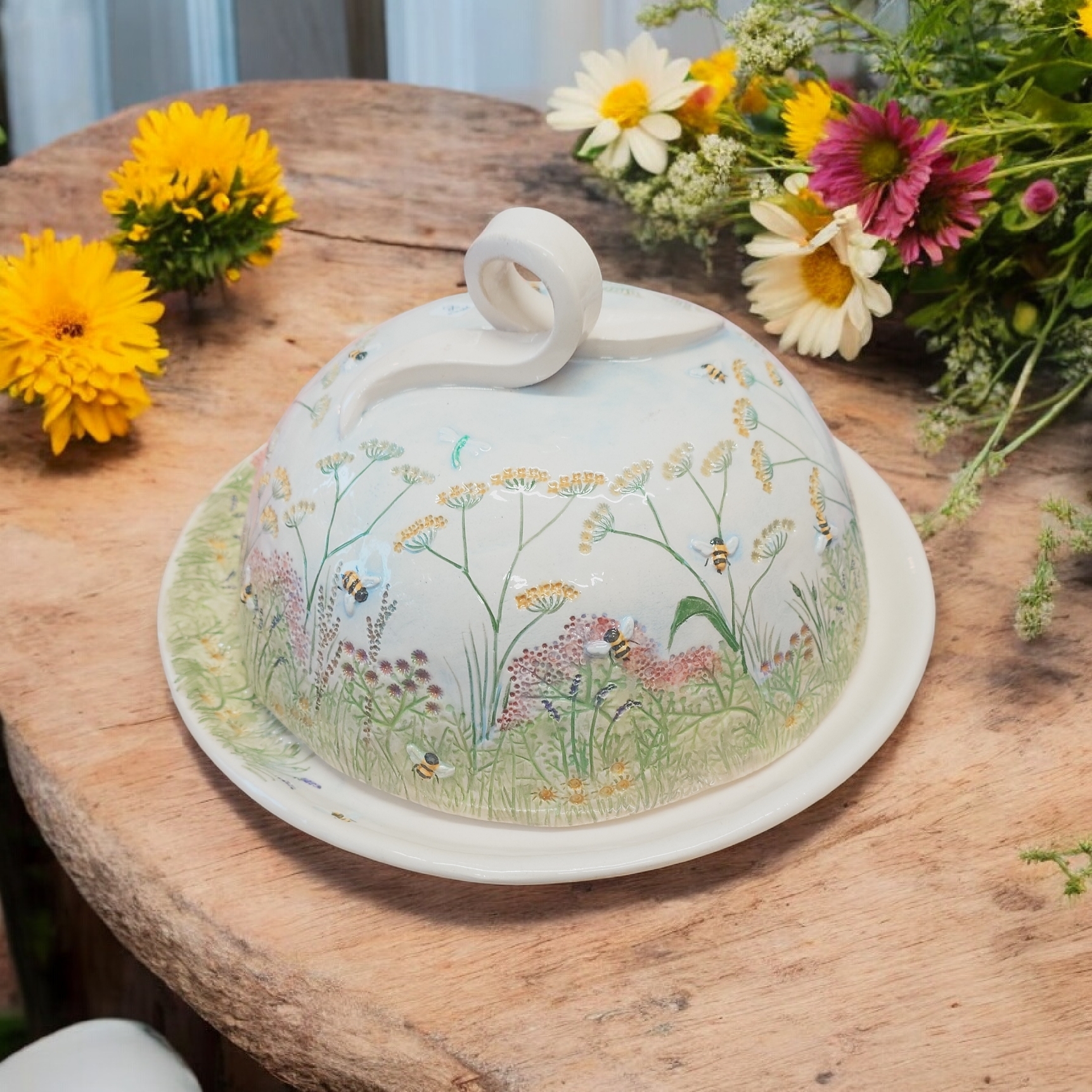 Decorative Ceramic Cheese Dome