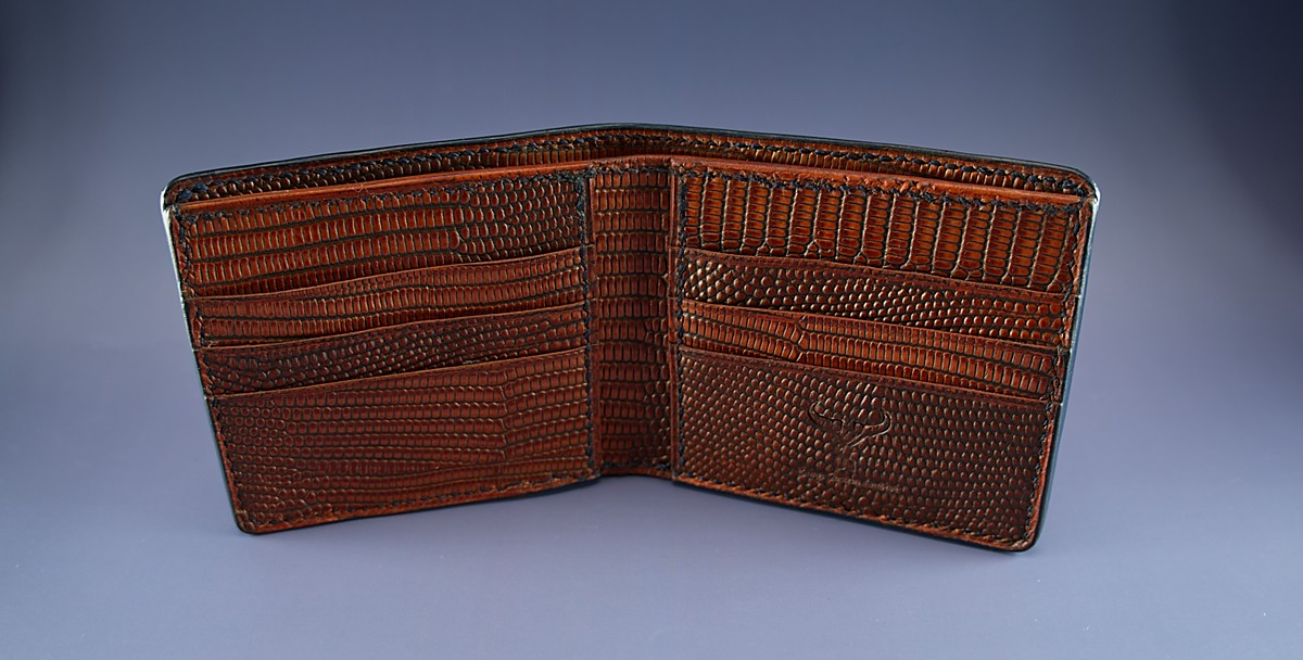 Plutus Bifold Wallet