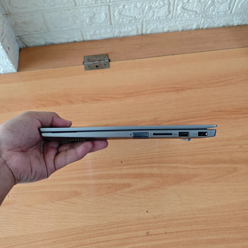 Laptop Lenovo ThinkBook 14-IML i7 Gen 10 i7-10510U RAM 16GB 8GB SSD 512GB 256GB 128GB Siap Pake
