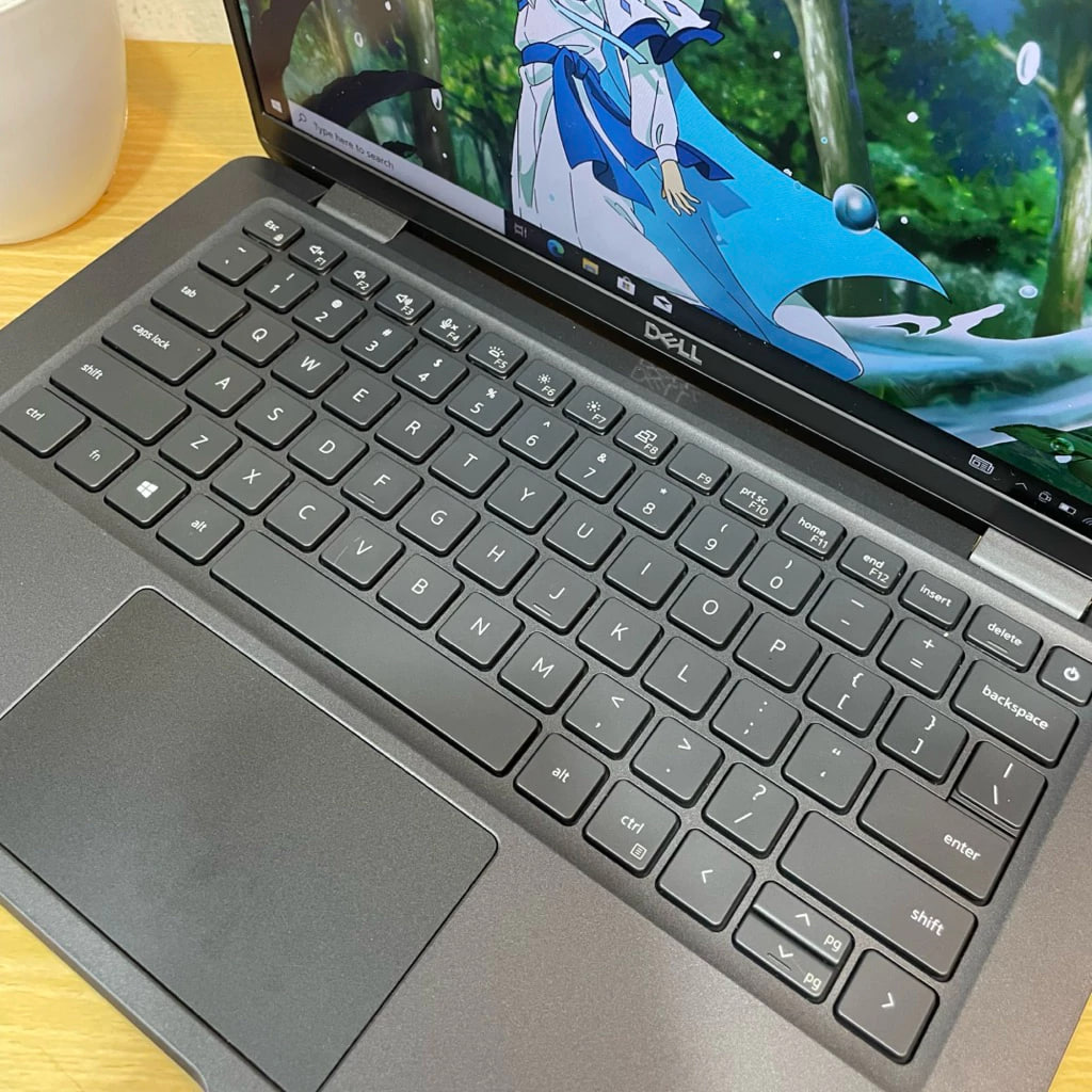 Dell Latitude 7320