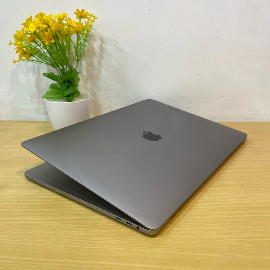 Macbook Pro 2017 (15 Inch)