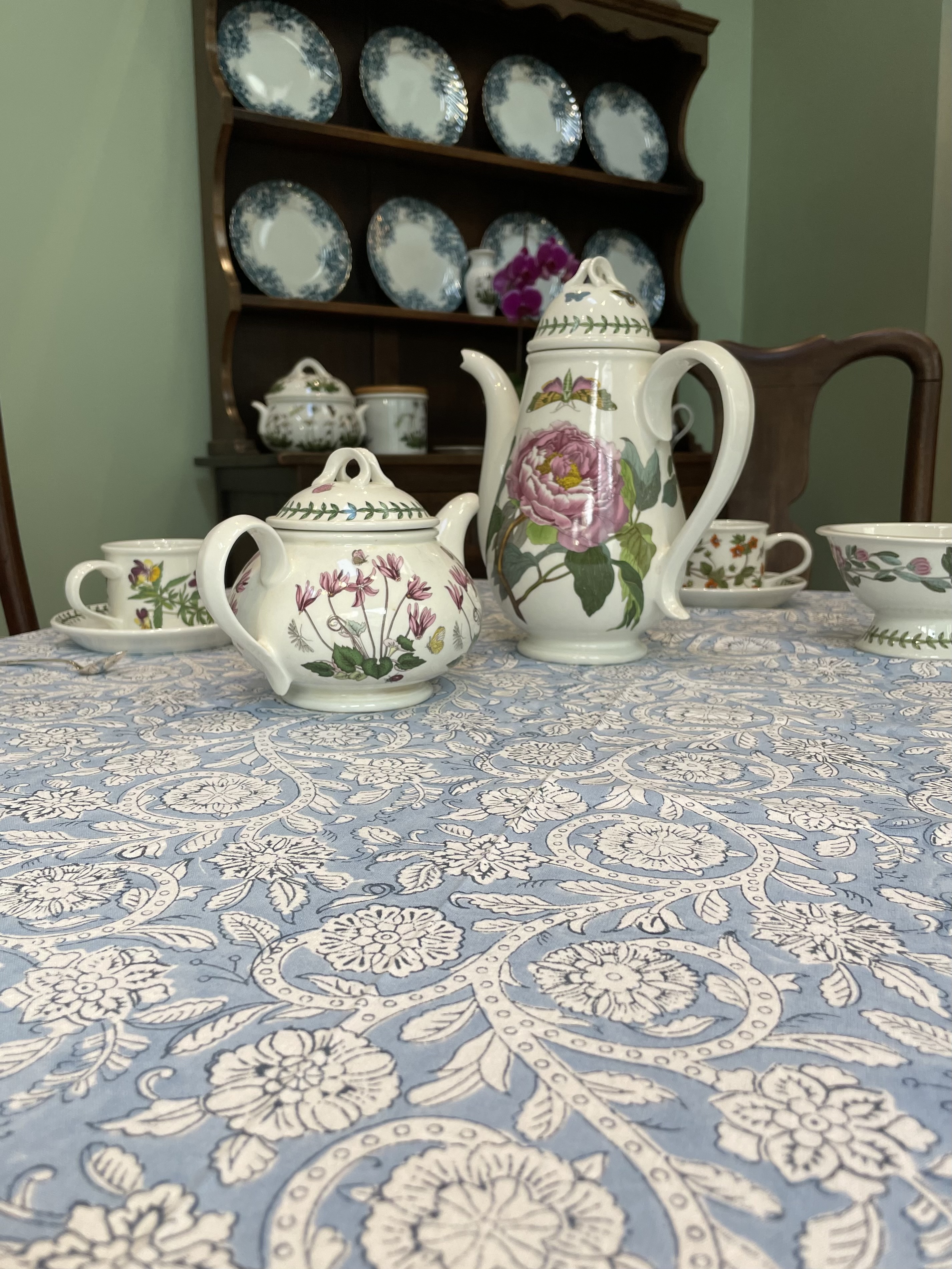 Sudeley Table Cloth