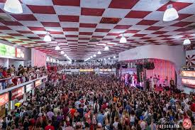 Show De Samba Quadra Do Salgueiro