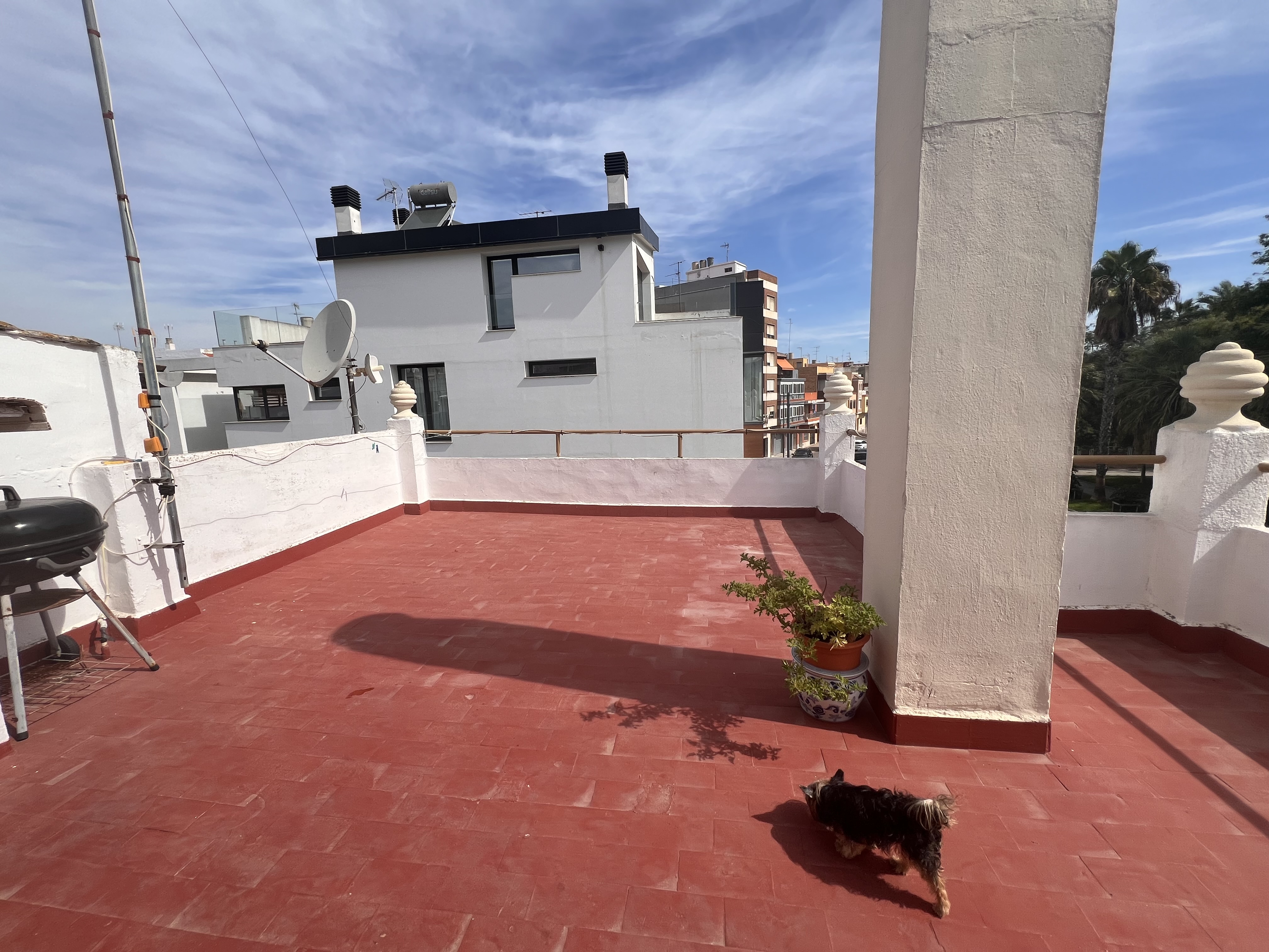 Outdoor Charcoal Grill