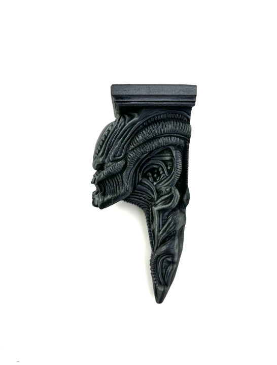 👽 The Hunter’s Trophy: Classic Predator Corbel Shelf