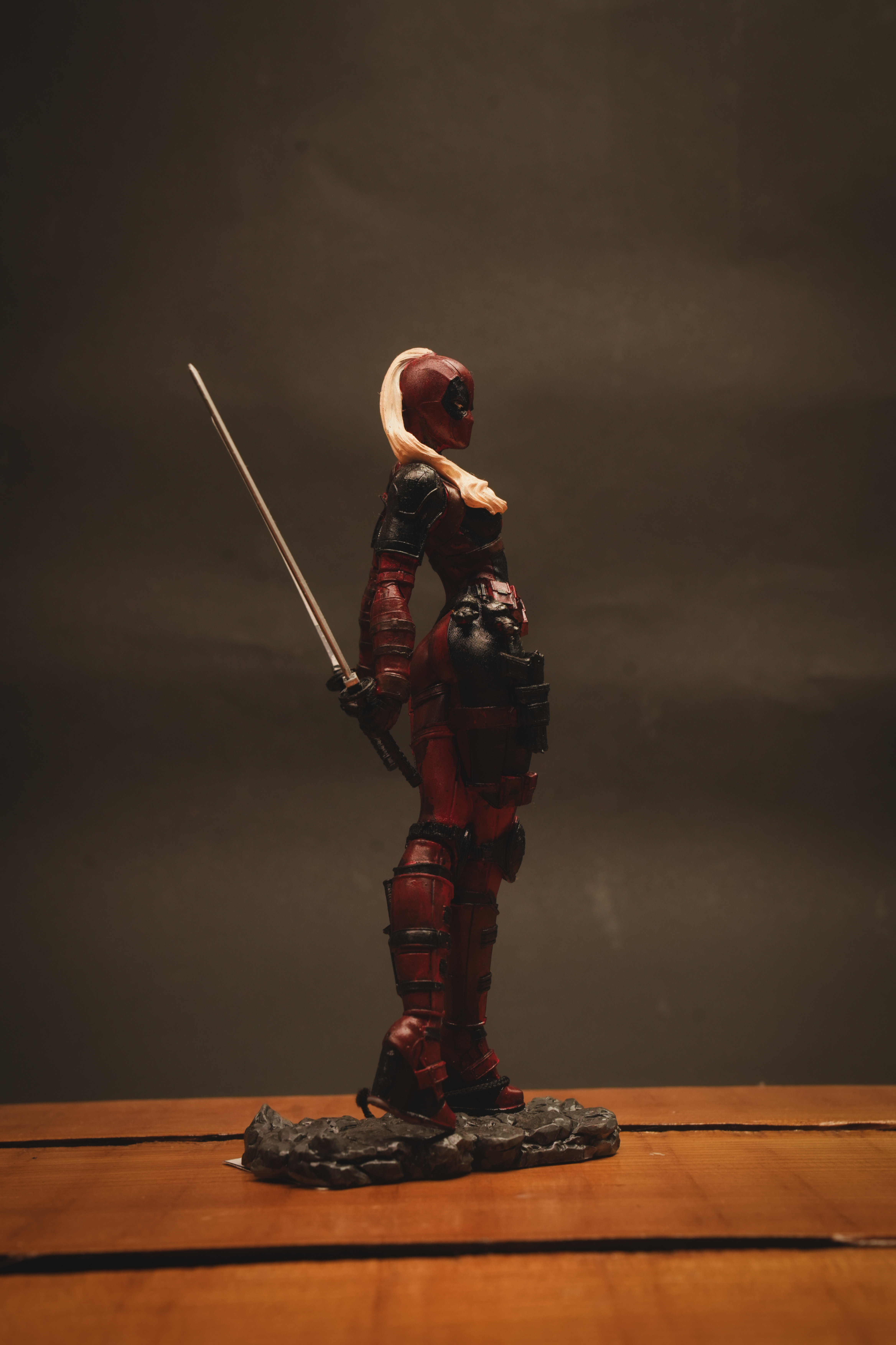 Female deadpool