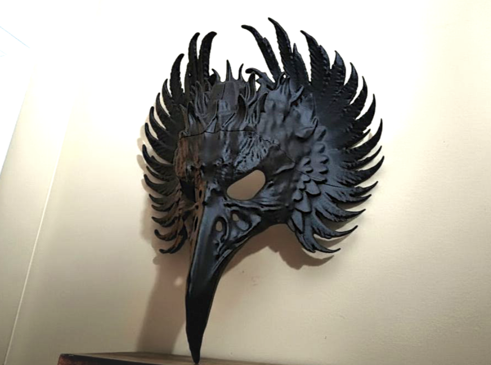 🎭 Gothic Raven Mask – The Harbinger of Dark Elegance