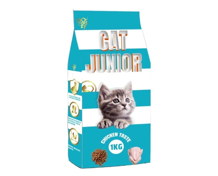 Cat junior dry food