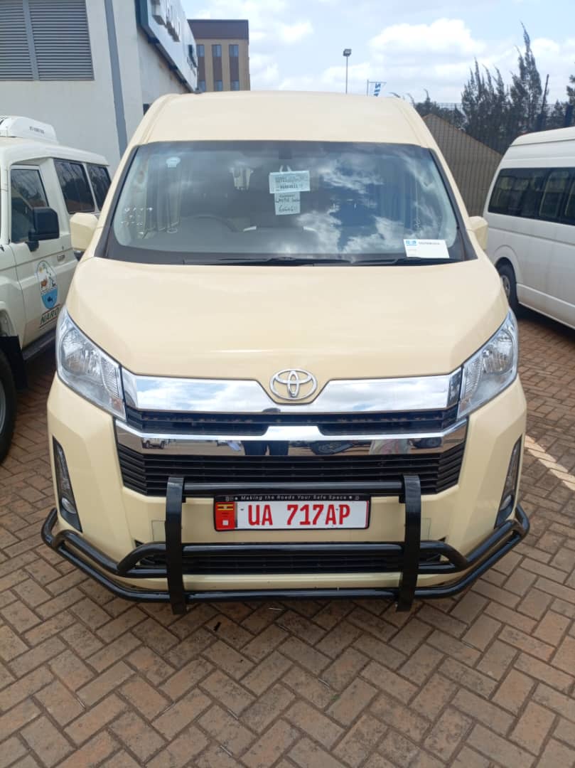 Toyota Hiace Van