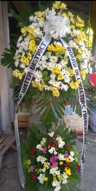 Mix color Sympathy Funeral Flower Stand