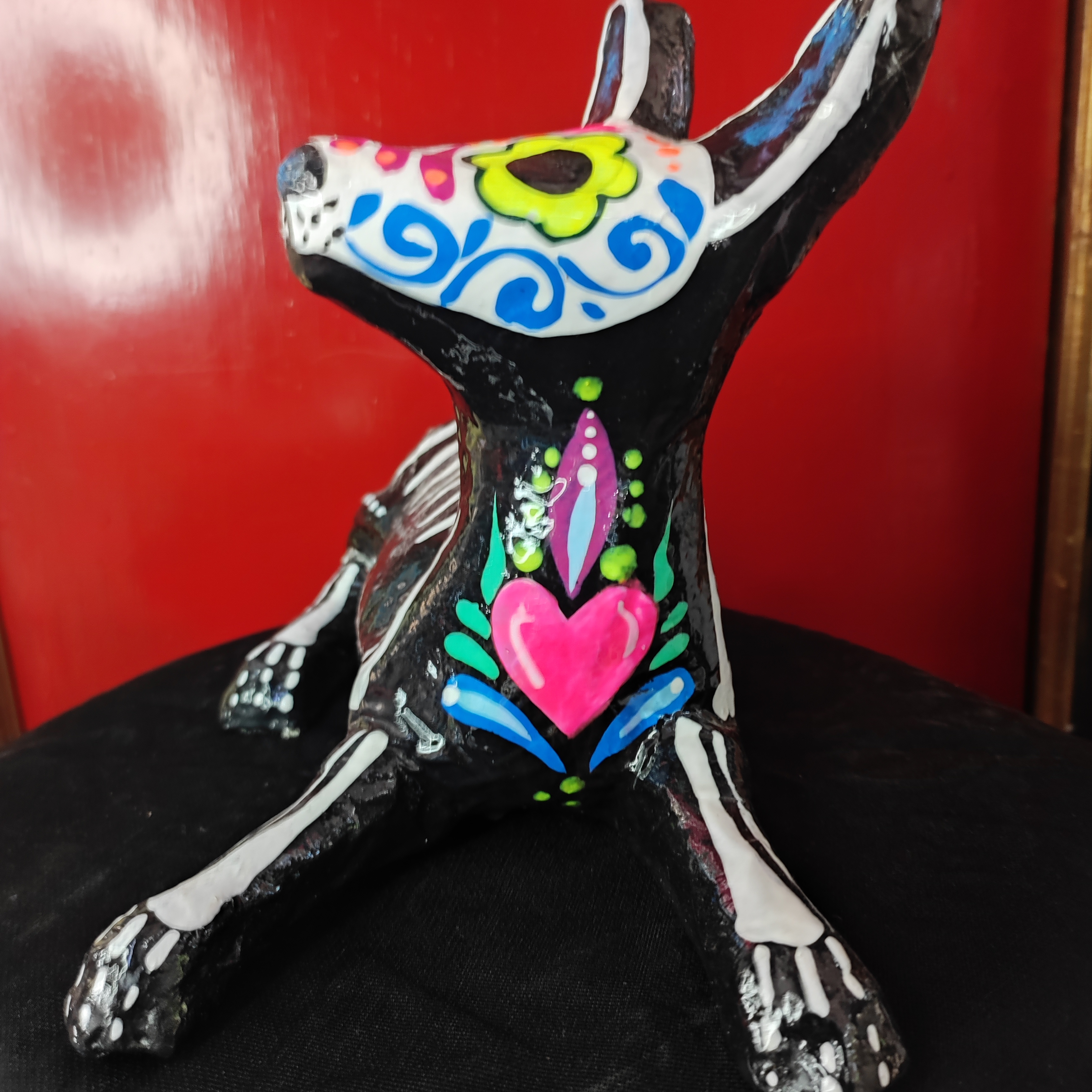 Esqueleto de Xoloitzcuintle rosa 