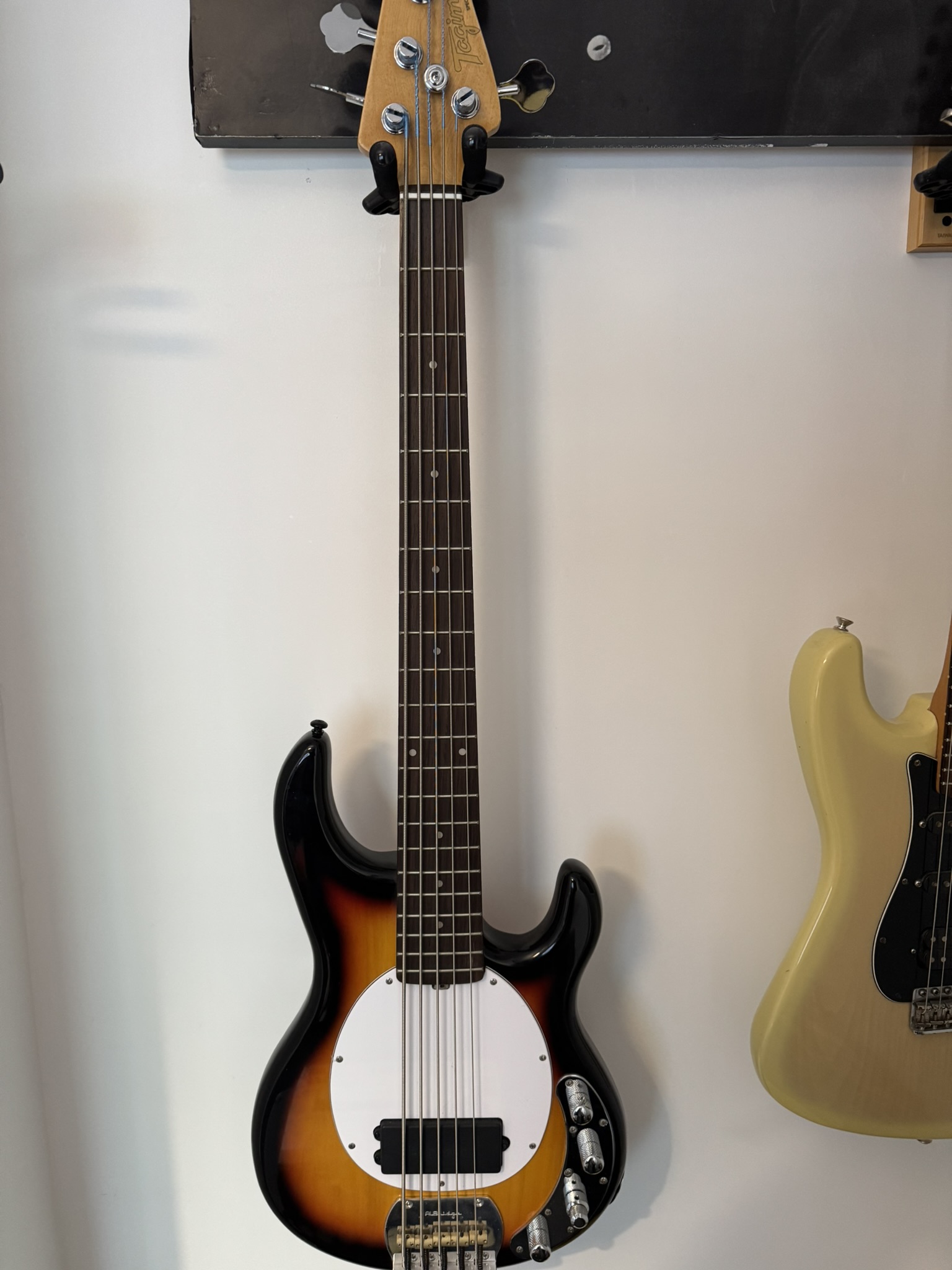 Tagima TBM 5 - Bass Guitar