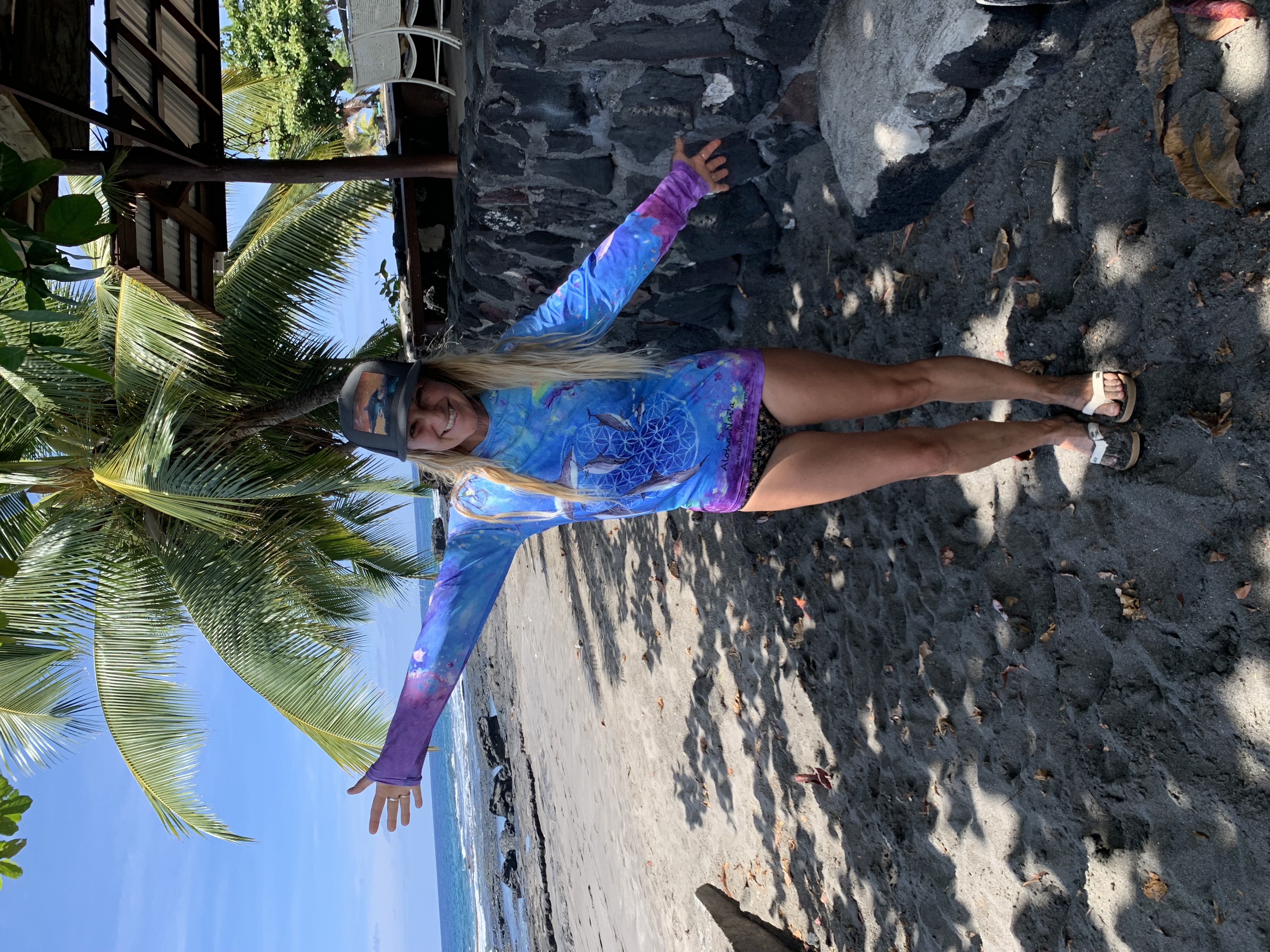 Naia anuenue rashguard