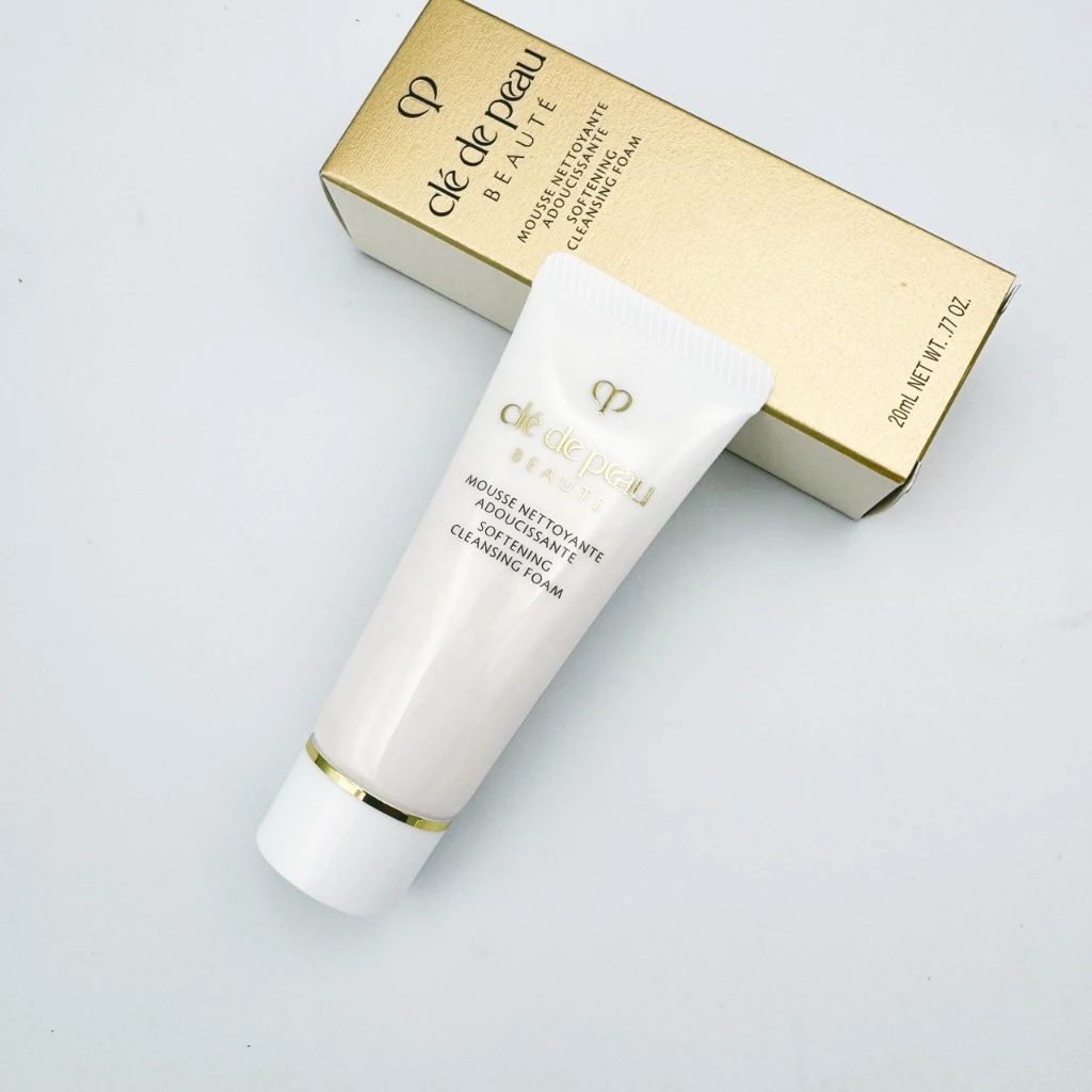 Cle De Peau Beaute Softening Cleansing Foam โฟมทำความสะอาดผิวหน้า เนื้อโฟมละเอียด อ่อนโยน