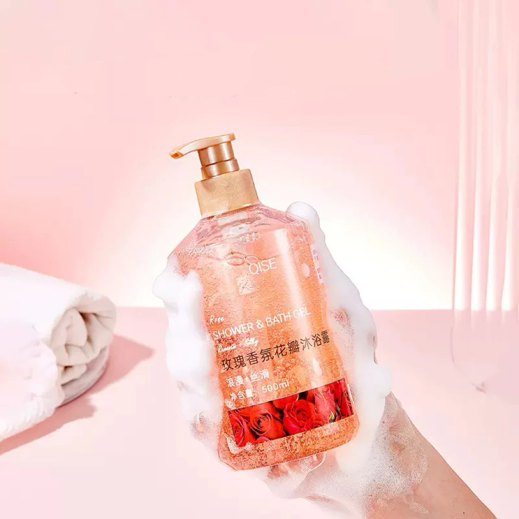 กลิ่นหอมติดทนนาน เจลอาบน้ำ QISE Rose 500ml ครีมอาบน้ำกลิ่นดอกไม้ ช่วยให้ความชุ่มชื้นและฟูของผิว