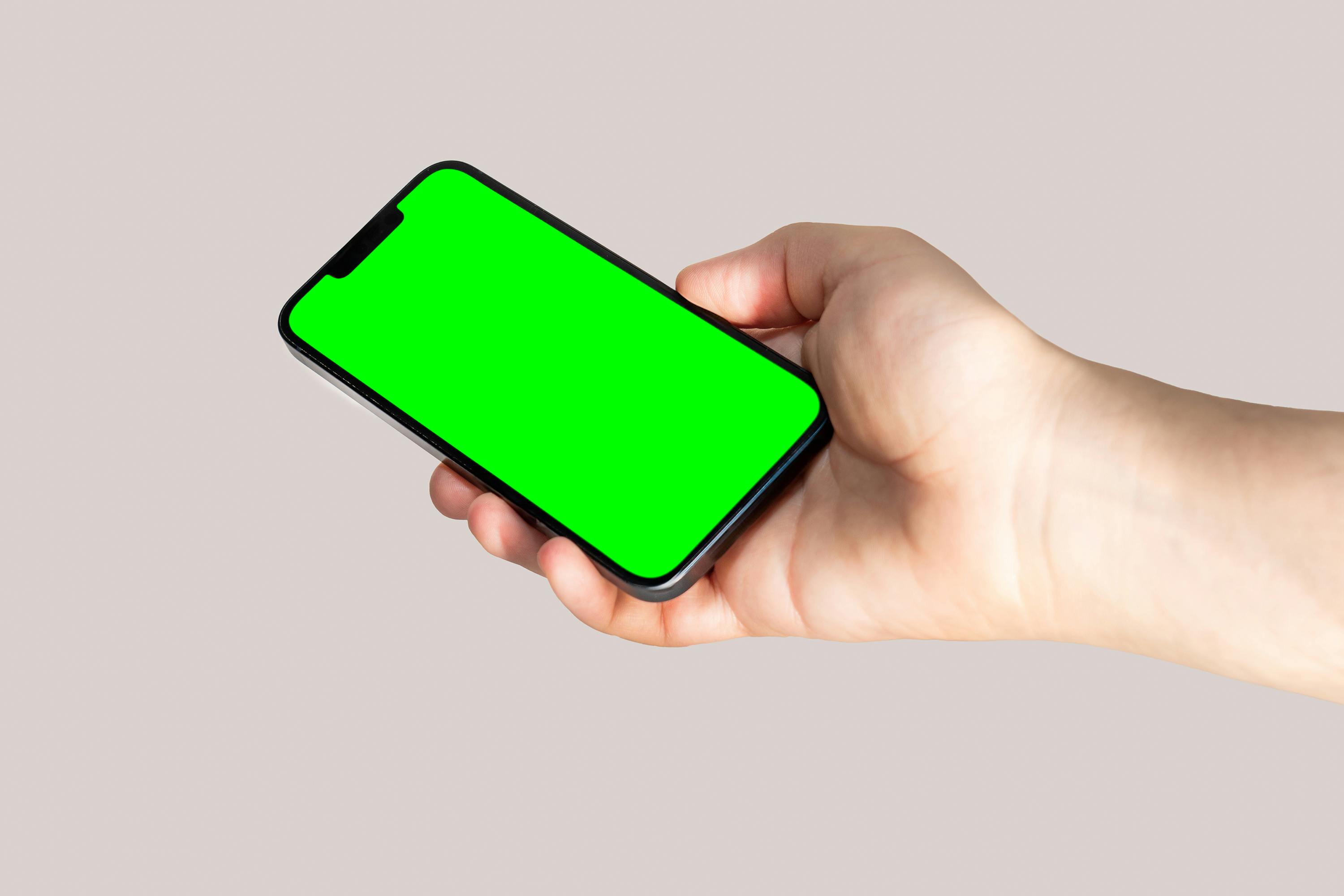 iPhone avec écran cassé