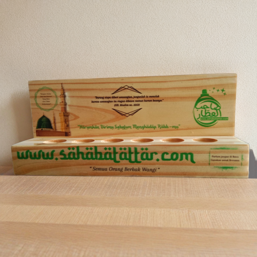 Paket Amaliah Parfum Oud & Kasturi 6 Botol dengan Display Kayu Premium untuk Masjid, Musholah & Majelis
