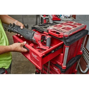 Milwaukee 234 piece master tool chest pallet