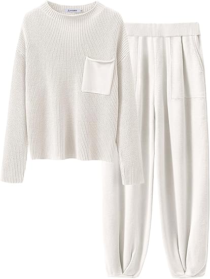 White knit lounge set