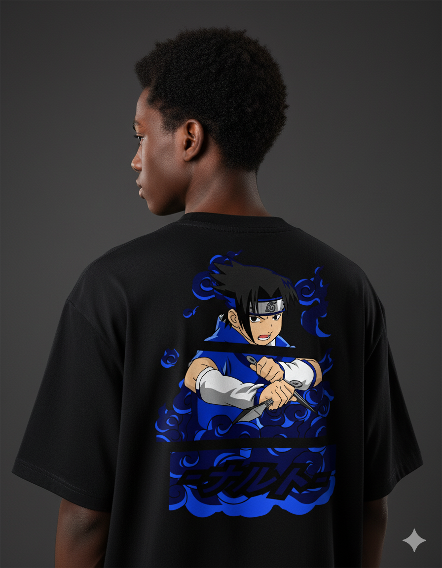 Camiseta Anime Sasuke Uchiha - Sharingan e Chakra Azul - Oversized Preta