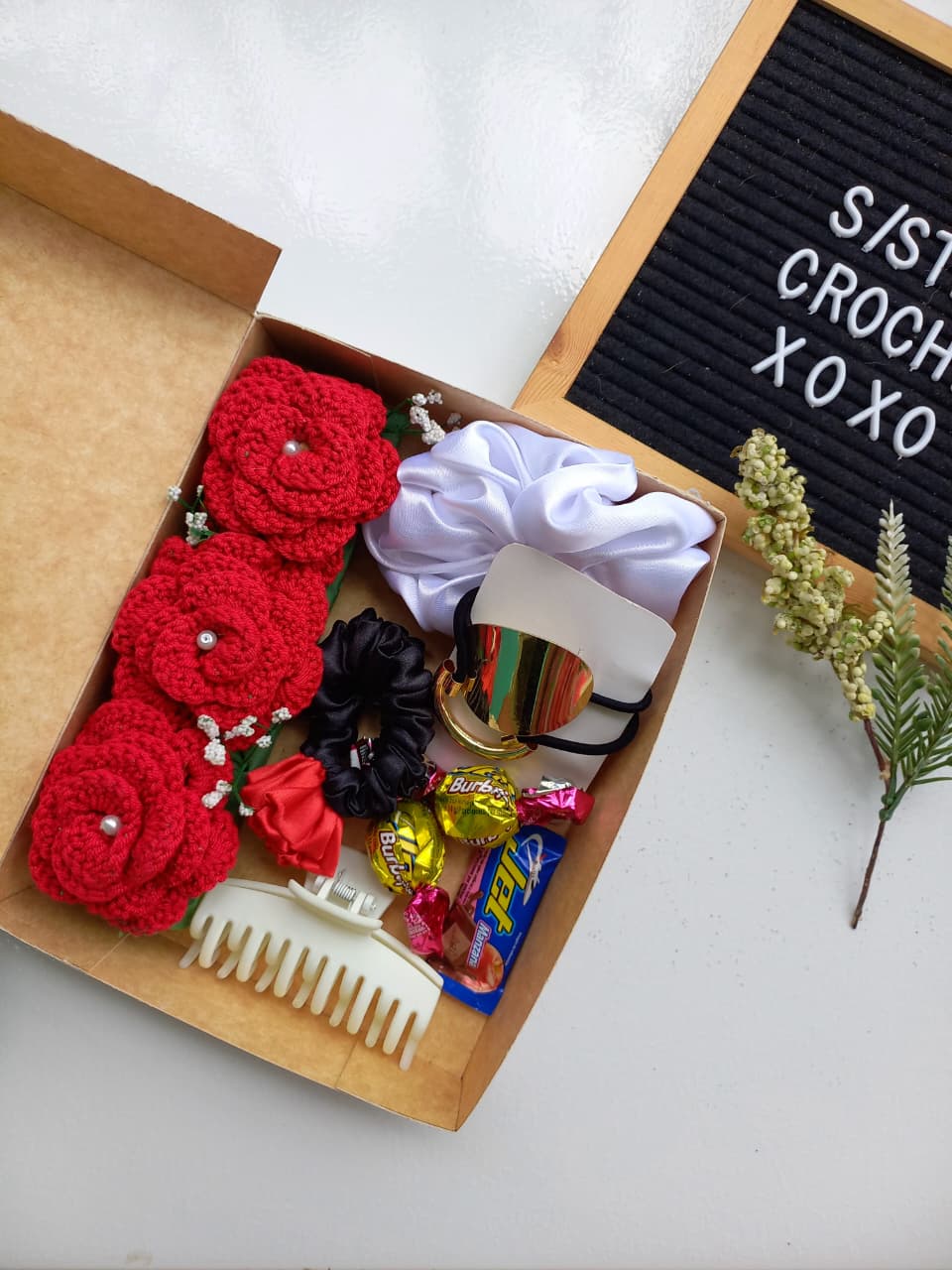 Caja con rosas a crochet