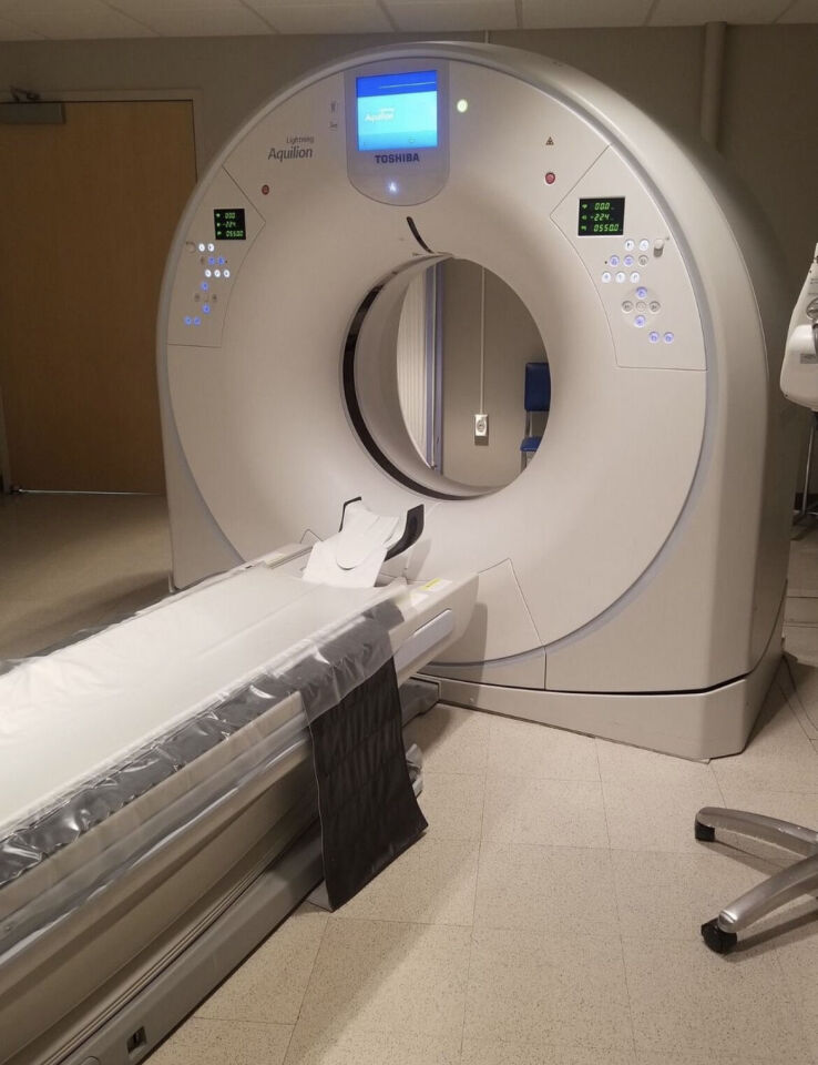 TOSHIBA AQUILION 32 CT SCANNER 