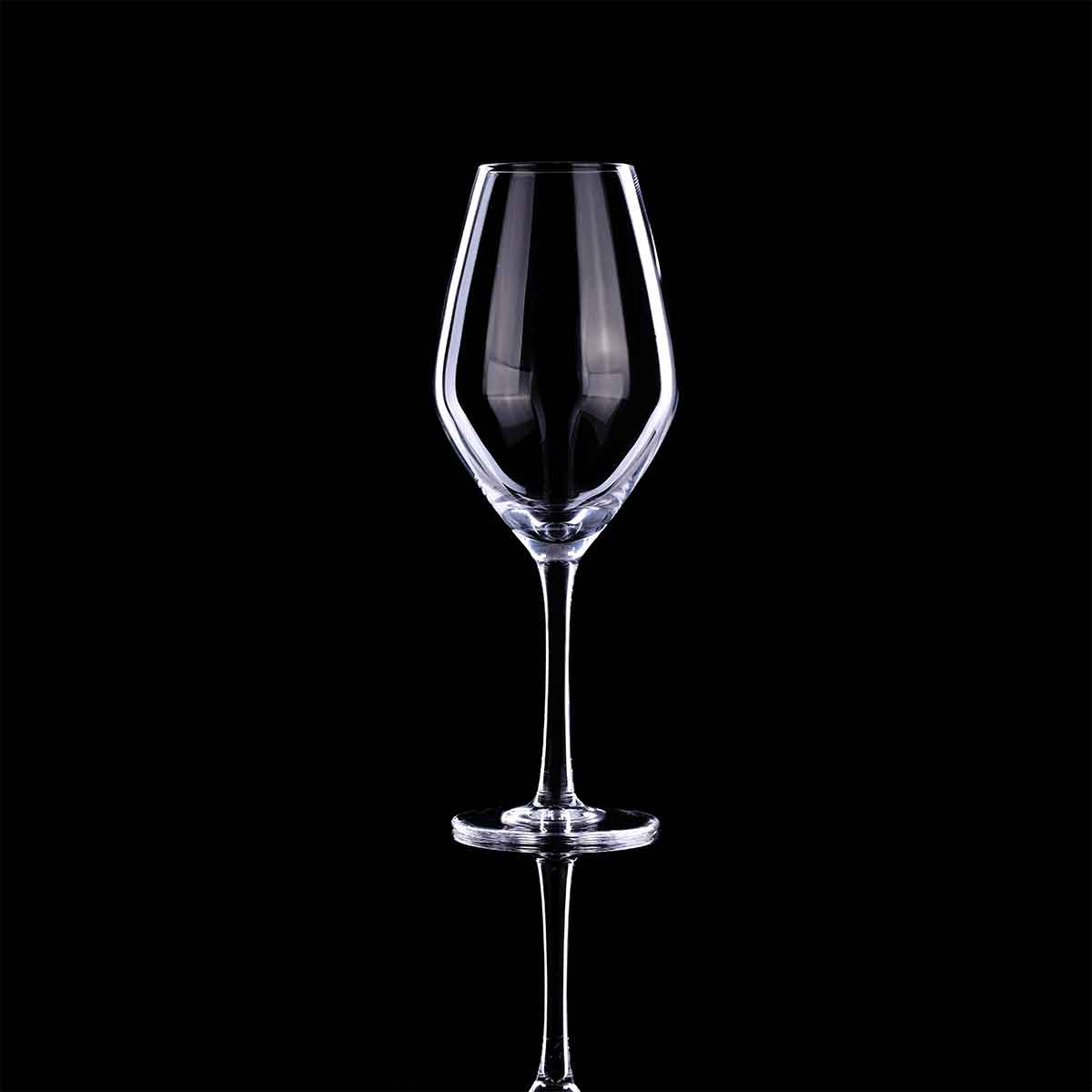 Wine glass