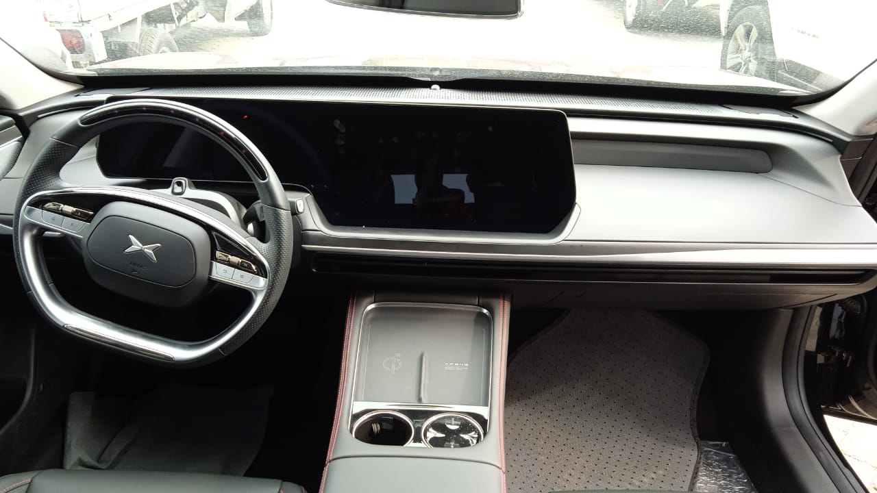  2023 Xpeng P7 (Black Beauty) 