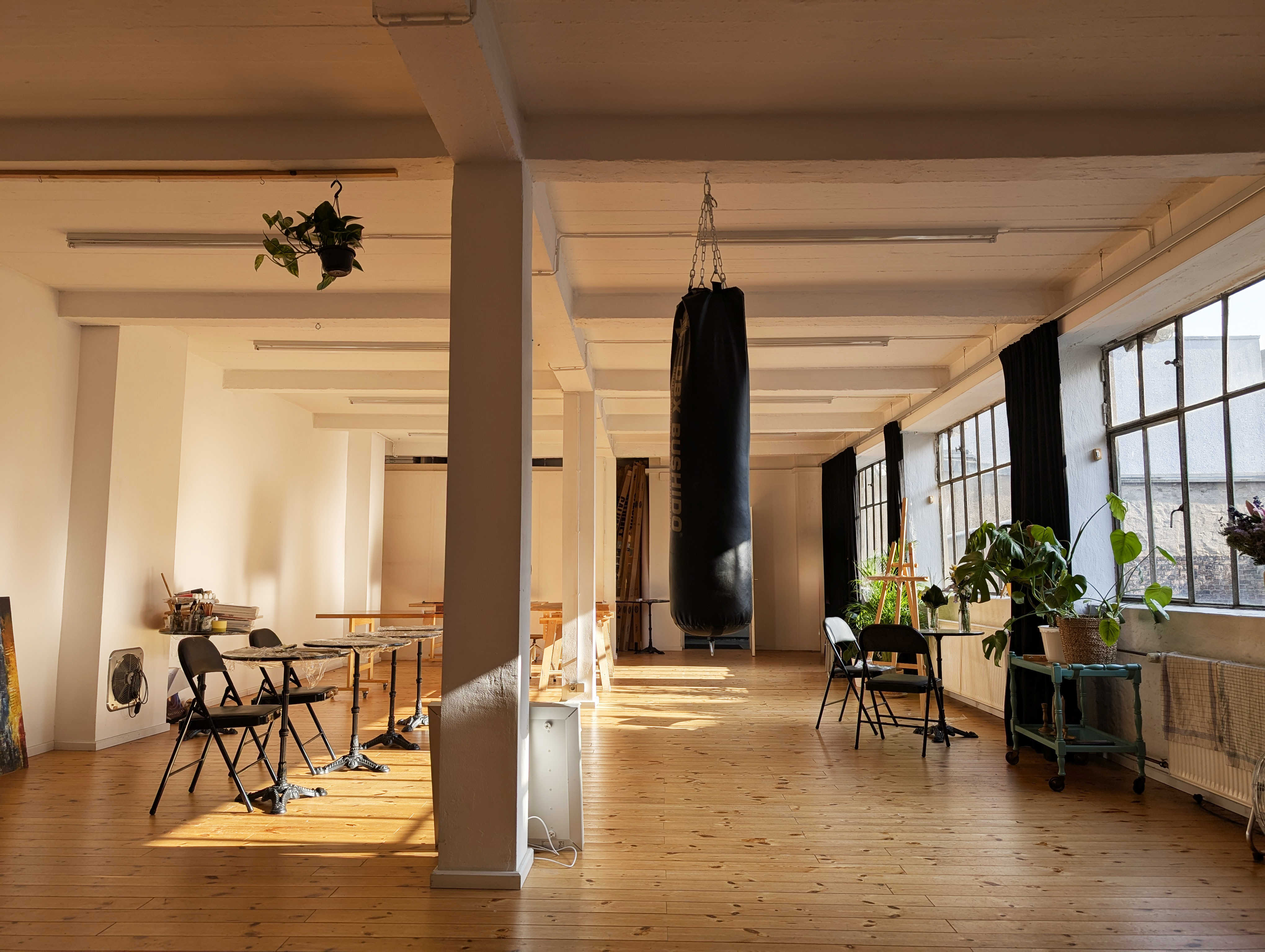 15 Personen –Kreatives Wunderland