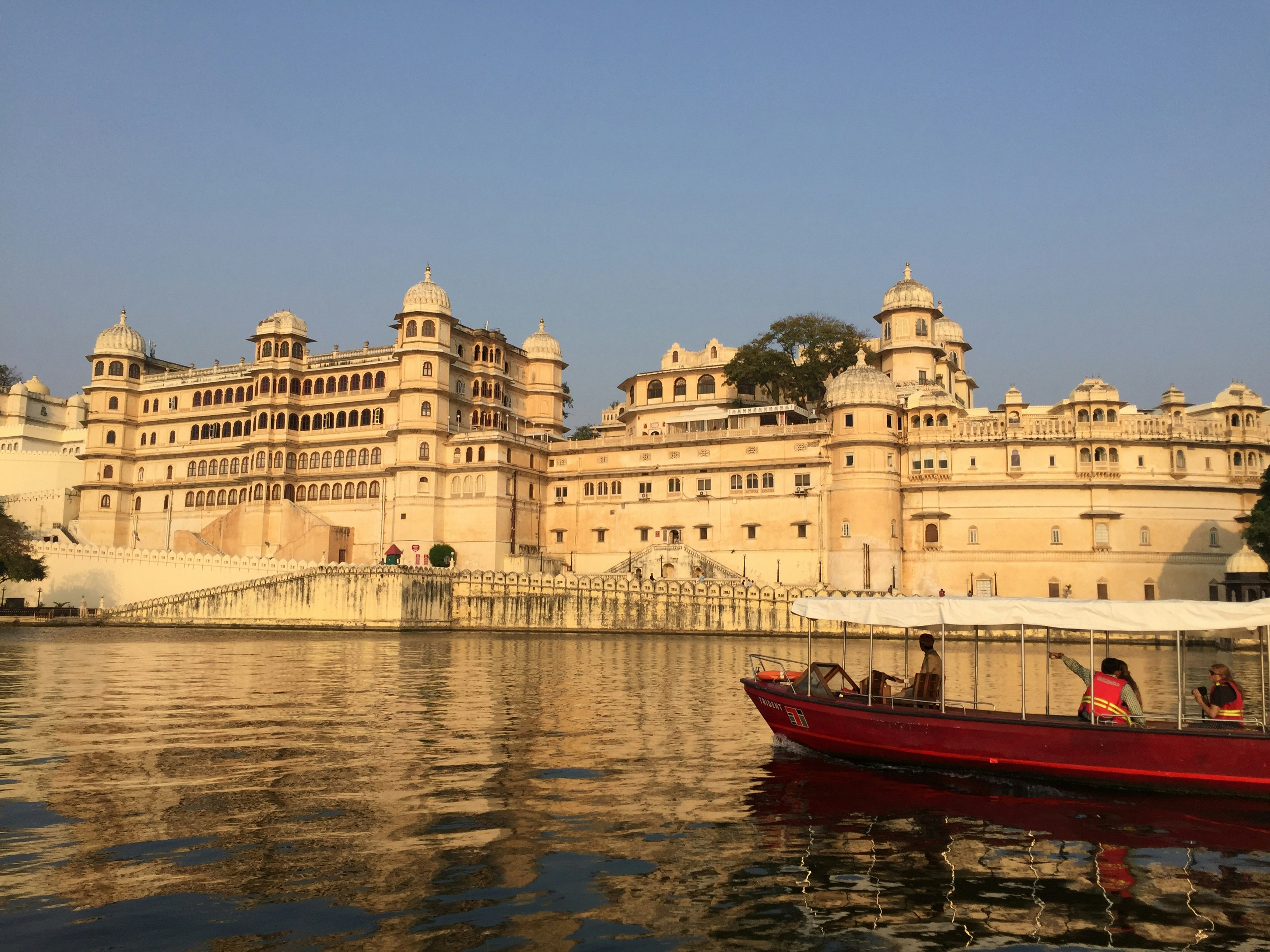 Udaipur - The City Of Lakes