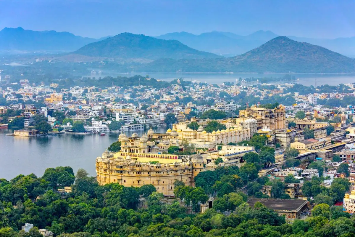 Udaipur - The City Of Lakes