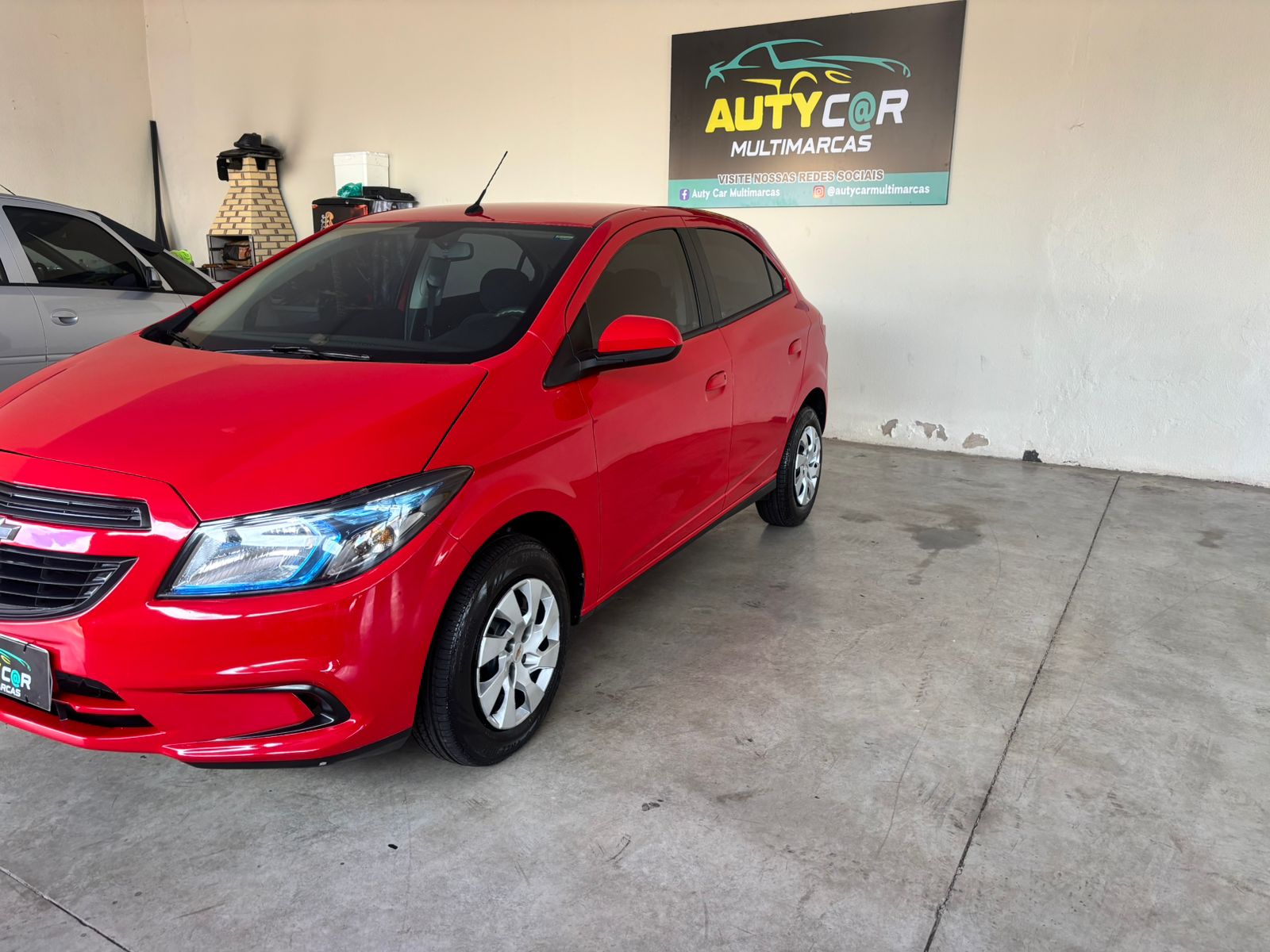  Chevrolet Onix LT 1.0 – 2014