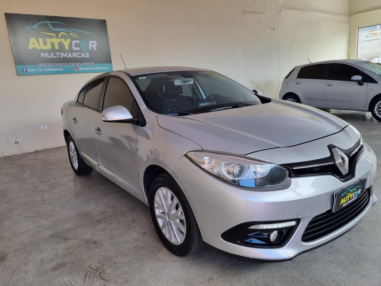 Renault Fluence Privilege 2.0 Automático – 2016
