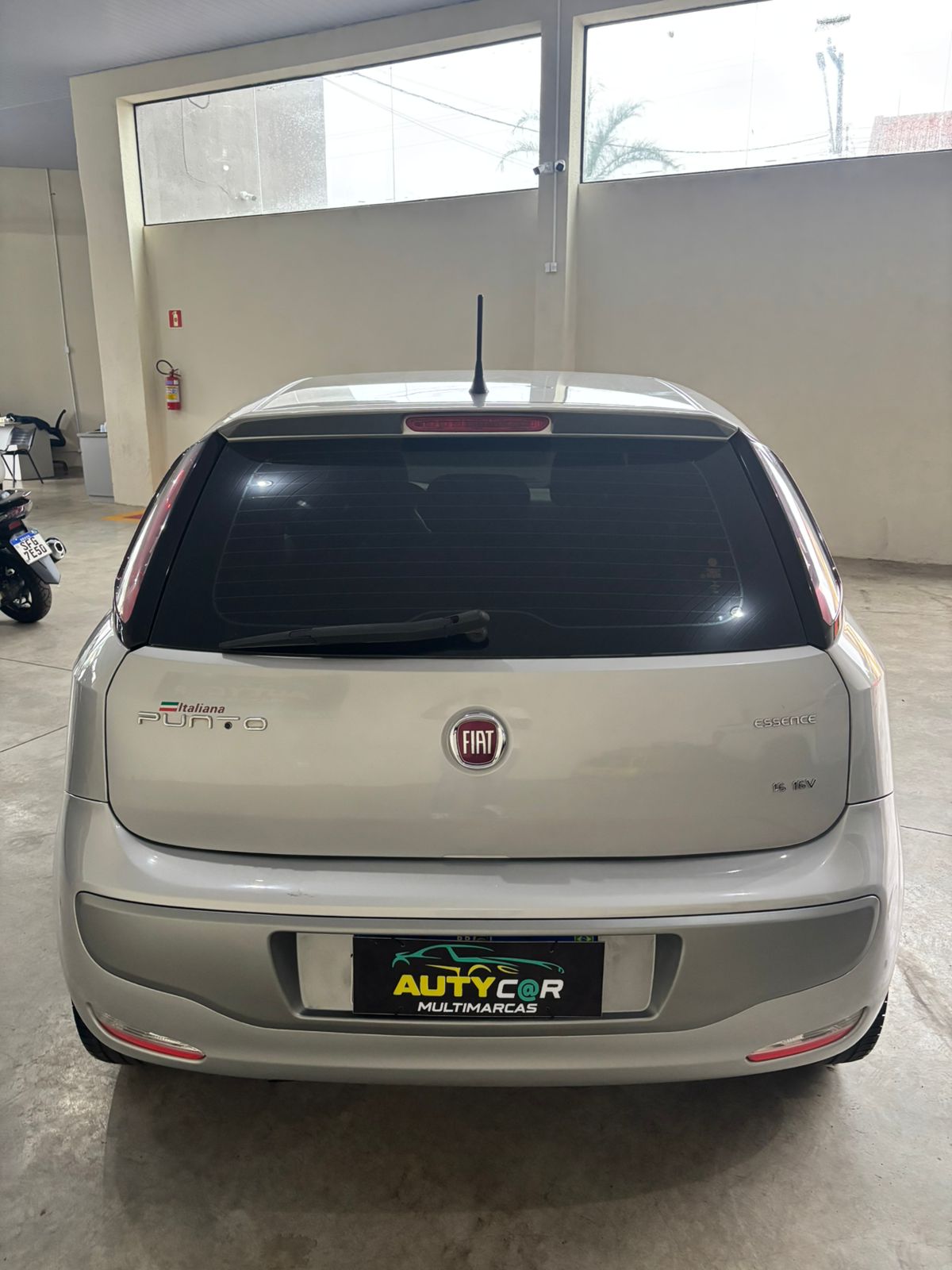 Fiat Punto Essence -2013