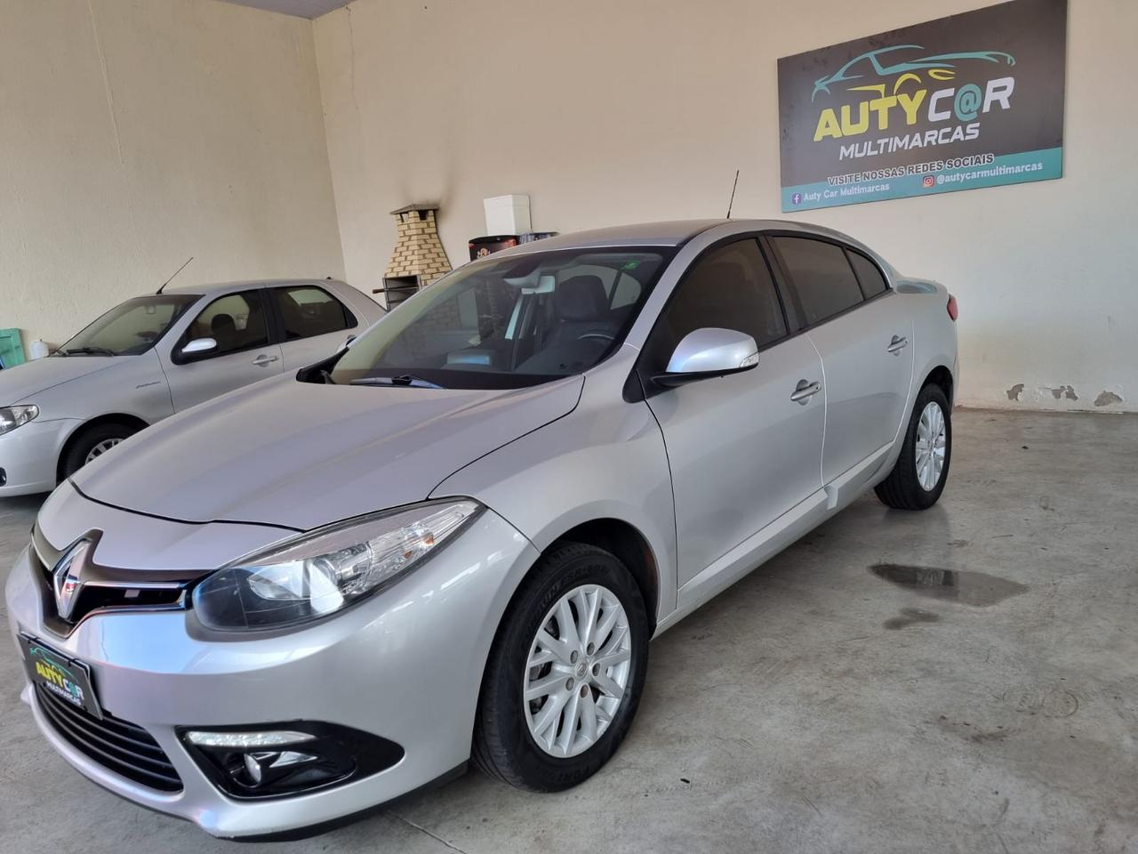 Renault Fluence Privilege 2.0 Automático – 2016