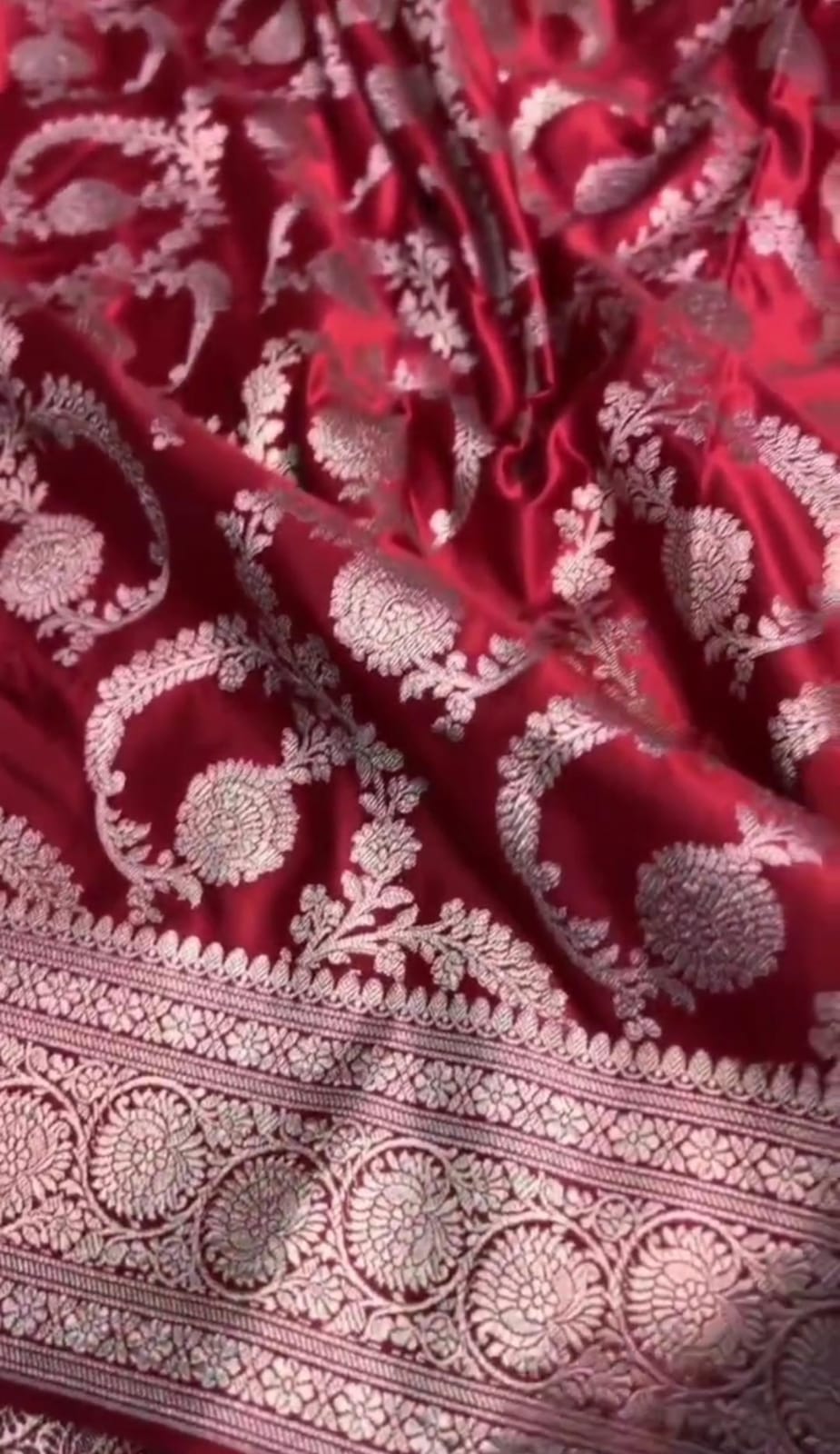 Magnificent Mashru Silk Saree with Silver Zari Jangla Jaal