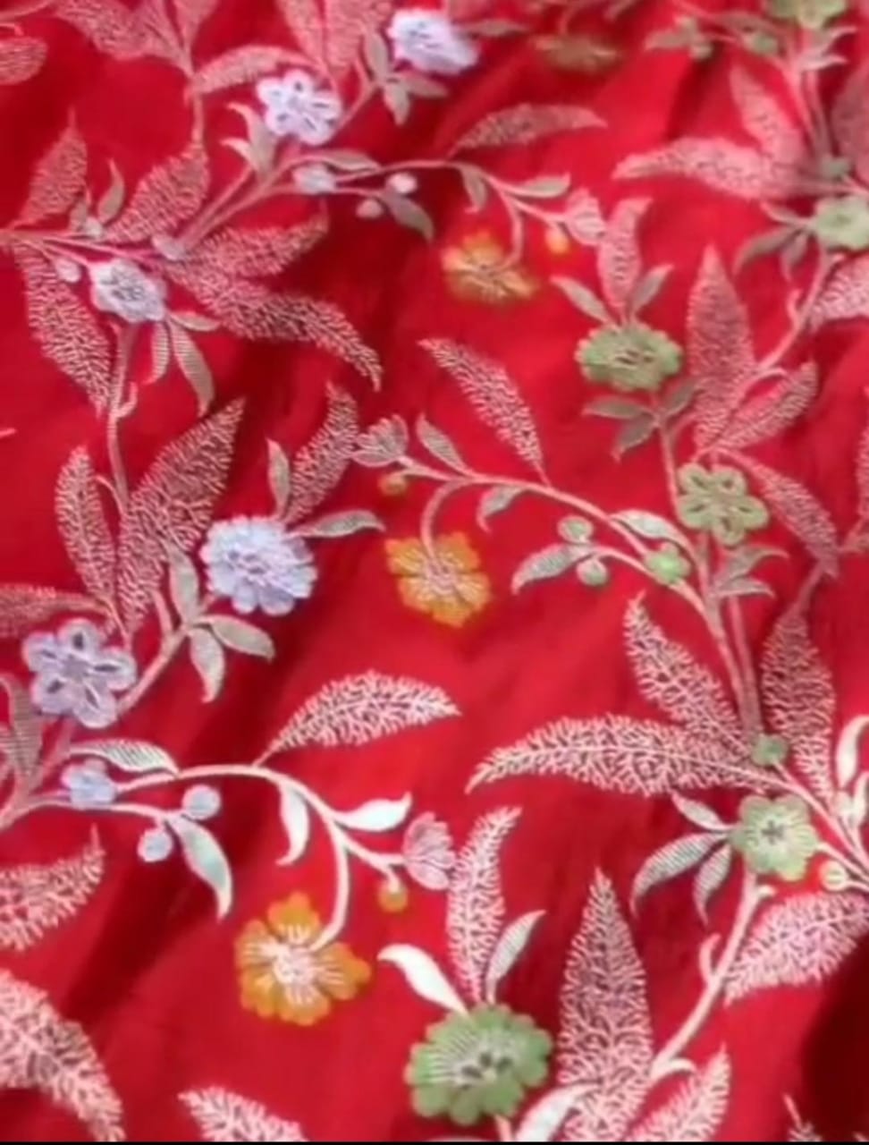 Tilfi Mashru Silk Saree with Floral And Leafs Design Jaal