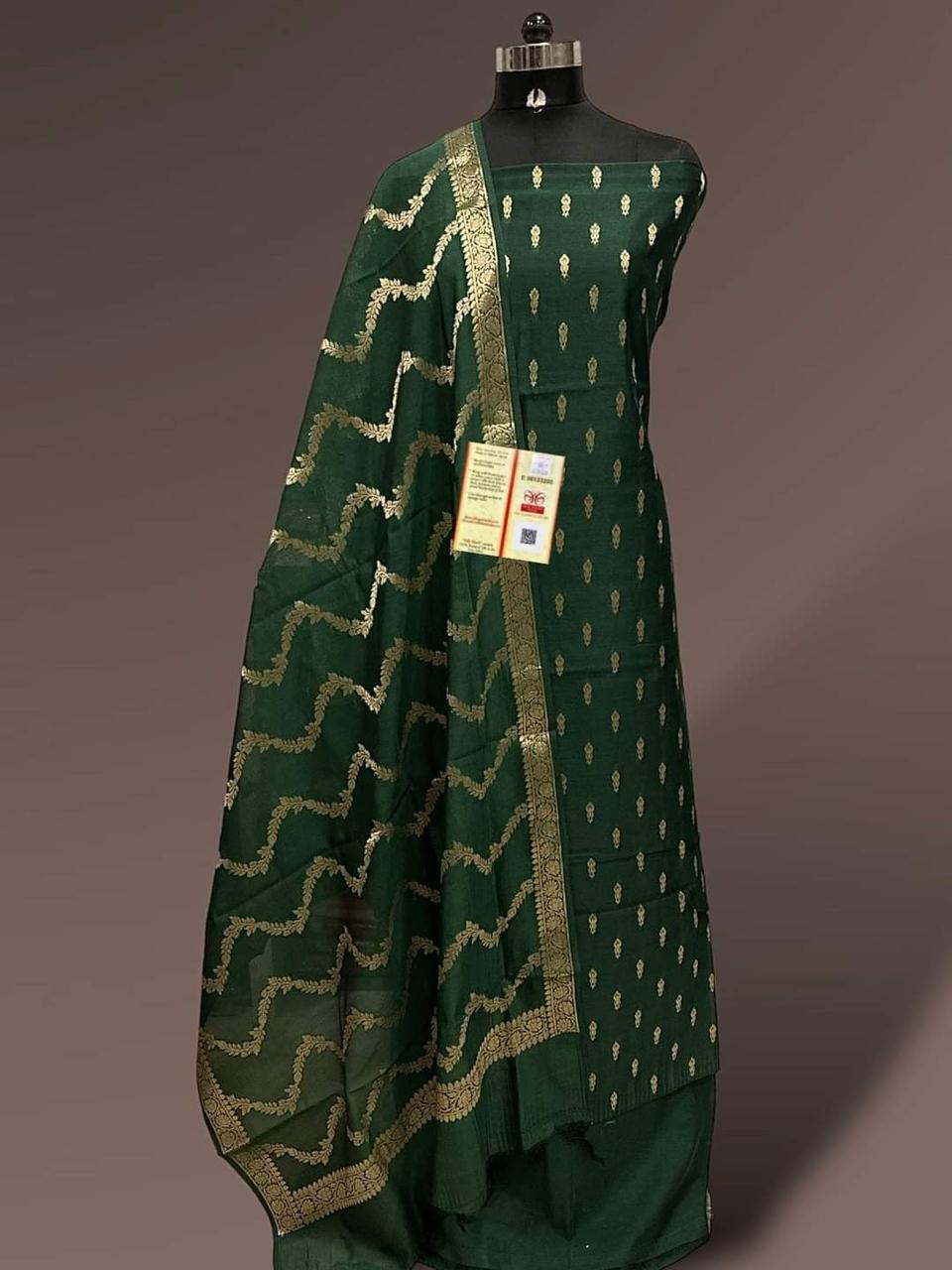 Luxurious Banarasi Silk Unstitched Suit Set with Zari Leheriya Dupatta