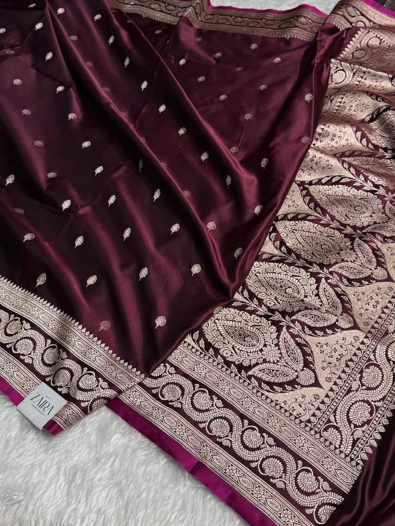 Exquisite Mashru Silk Saree with Antique Gold Zari Weave