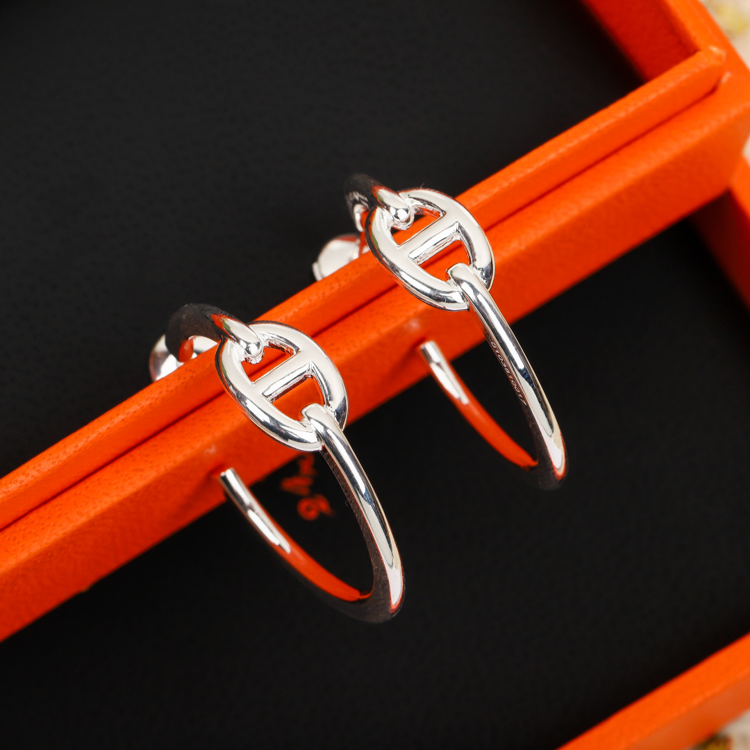 Pig Nose Earrings Item No.207813
