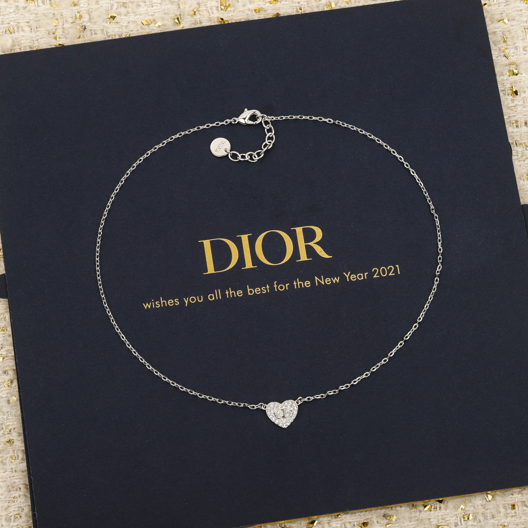 CD Full Diamond Heart Necklace Item No.250381