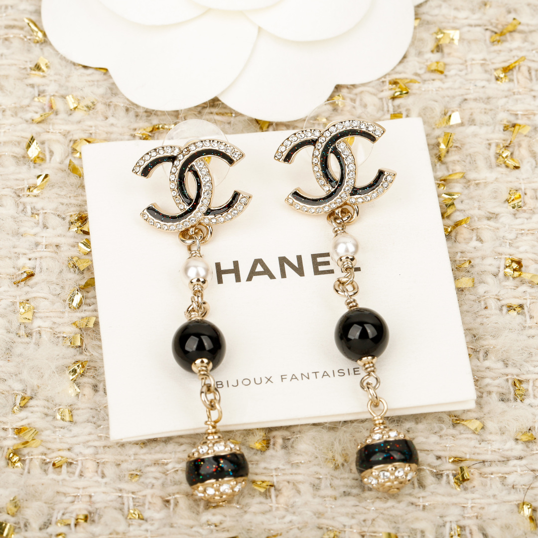 Black Enamel Earrings Item No.250493
