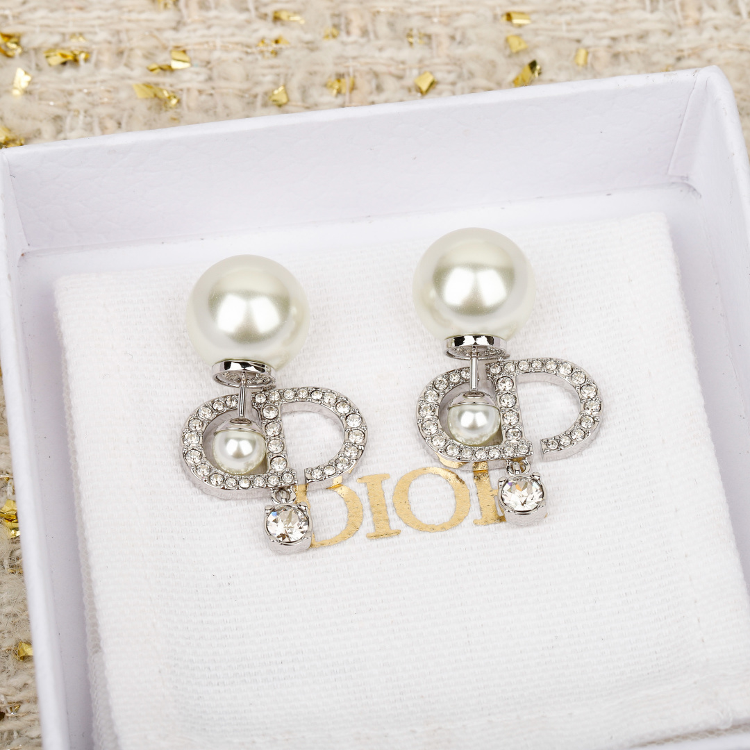 Diamond CD Earrings Item No.210774