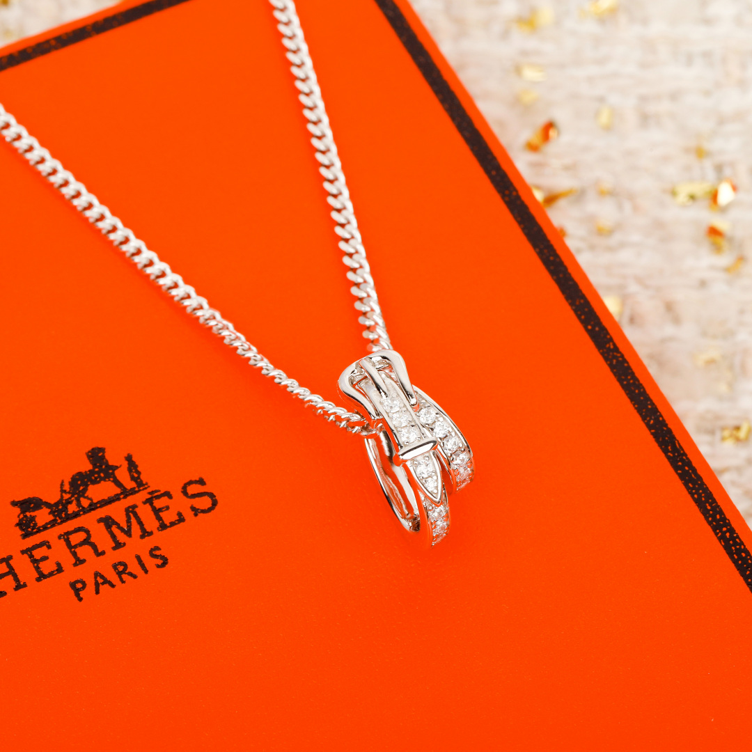 Snake-shaped double-loop necklace Item No.250185