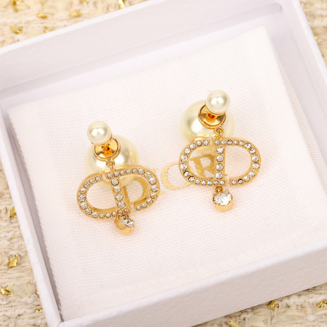 Diamond CD Earrings Item No.210774